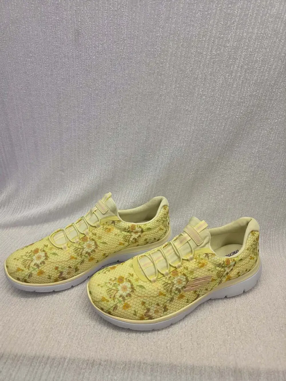 New Skechers Summits Yellow Floral Mesh Slip On Sneakers